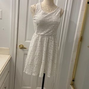 WHITE LACE DRESS